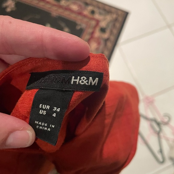 Linen dress - Picture 2 of 3